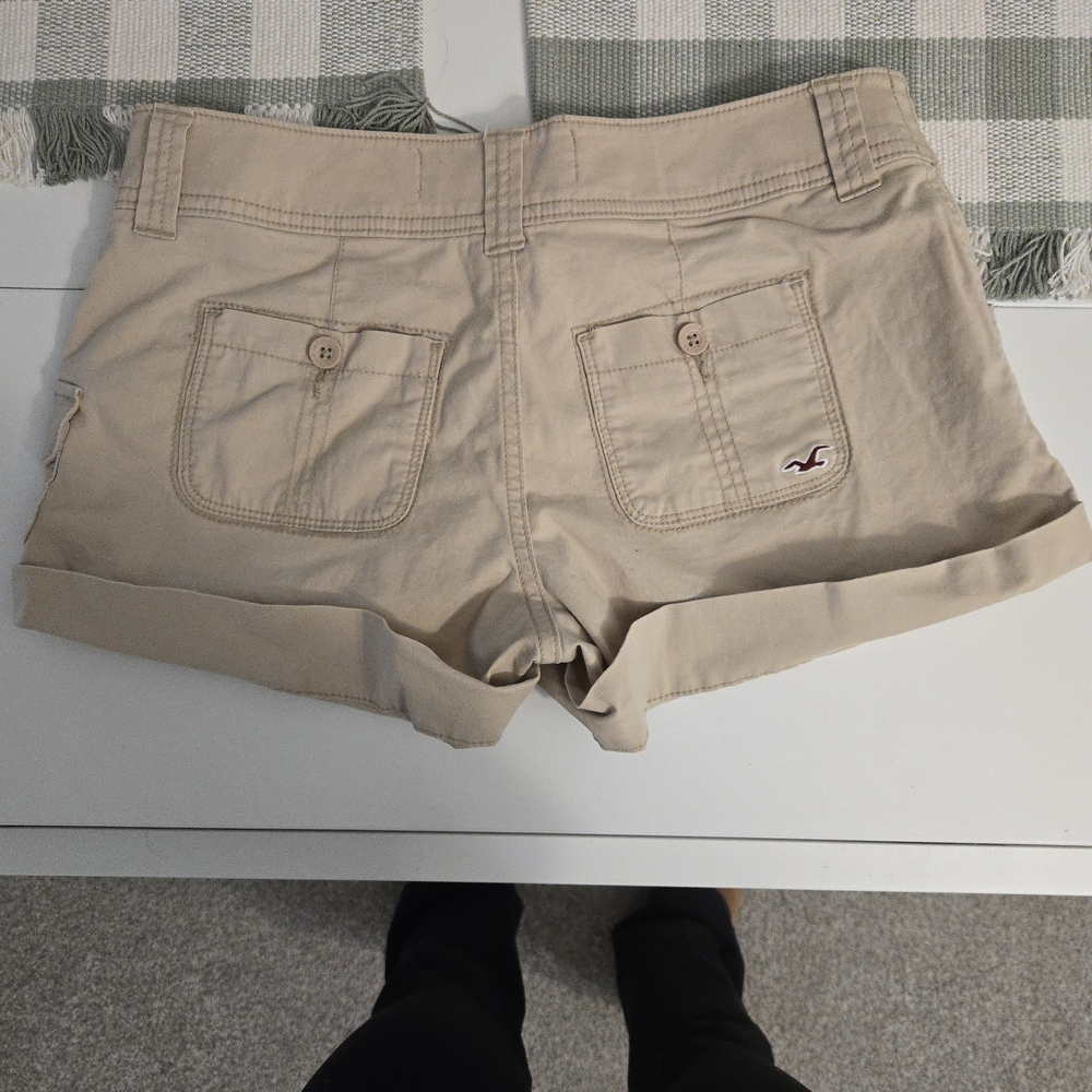 Hollister Low rise Twill Mini Short - Picture 2 of 2